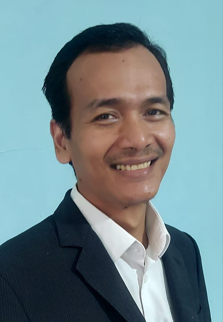 Dr. Ade Hidayat, S.Fil., M.Pd.
